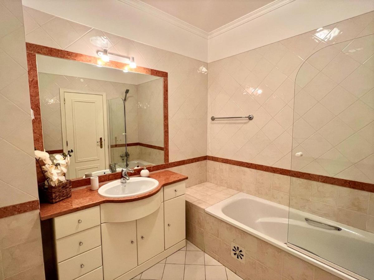 Vilamoura Central 2 With Pool By Homing Esterno foto